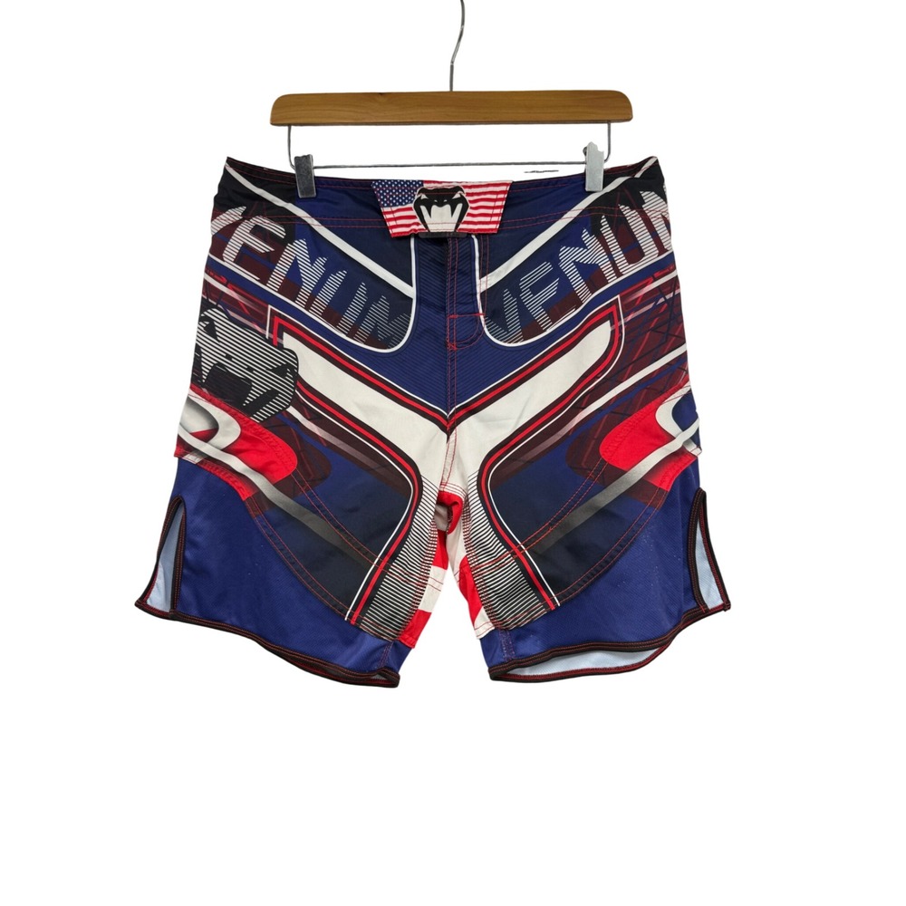 Venum MMA Fight Shorts Mens Medium Blue Red White USA Flag Combat Grappling